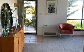 Apartment Minutes To Lake